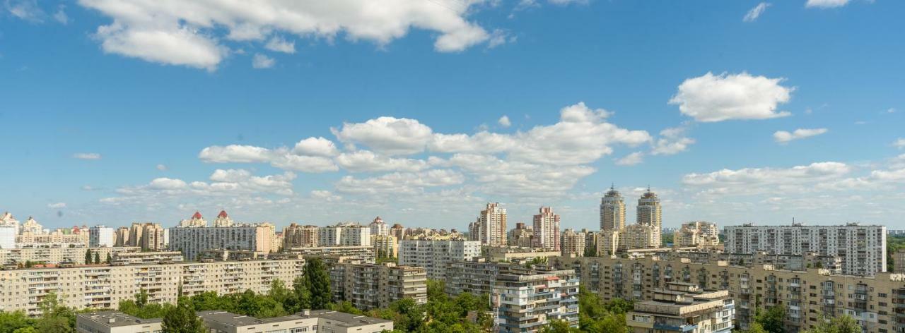 קייב Artal Apartment On Obolonskaya Square 3 מראה חיצוני תמונה