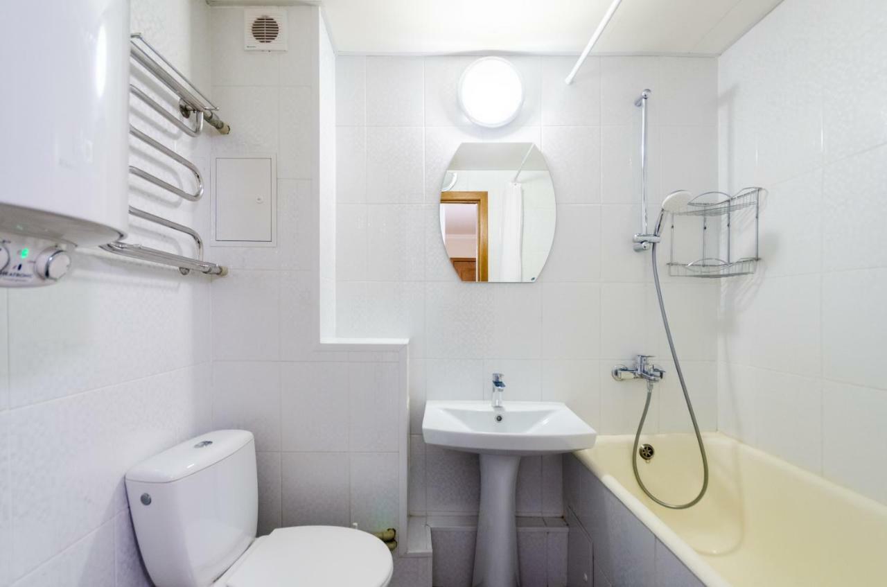 קייב Artal Apartment On Obolonskaya Square 3 מראה חיצוני תמונה