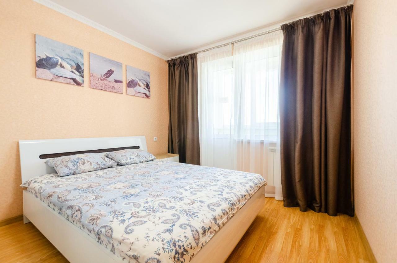קייב Artal Apartment On Obolonskaya Square 3 מראה חיצוני תמונה